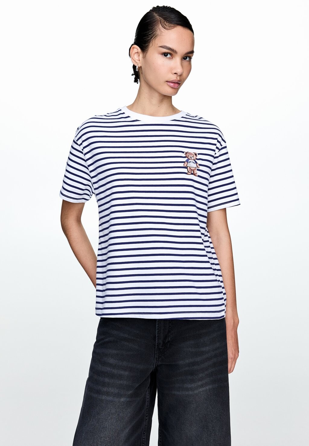 

Принт на футболке SHORT SLEEVE EMBROIDERED STRIPED PULL&BEAR, синий
