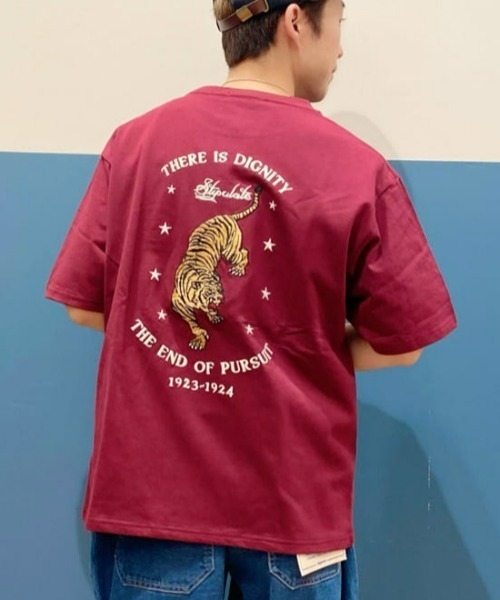 

BACK NUMBER Футболка с вышитым номером на спине