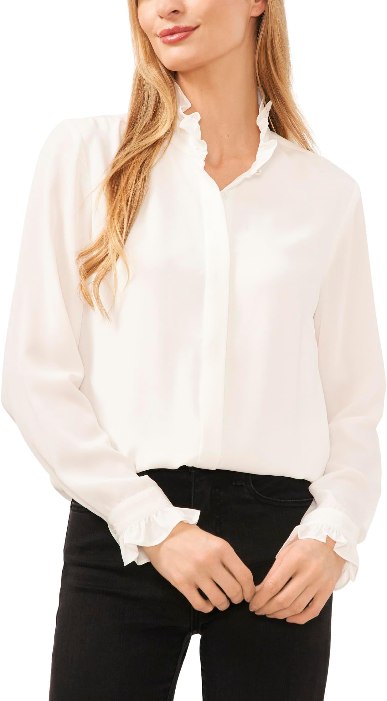 

Блуза CeCe Long Sleeve Ruffled Neck Blouse, цвет New Ivory