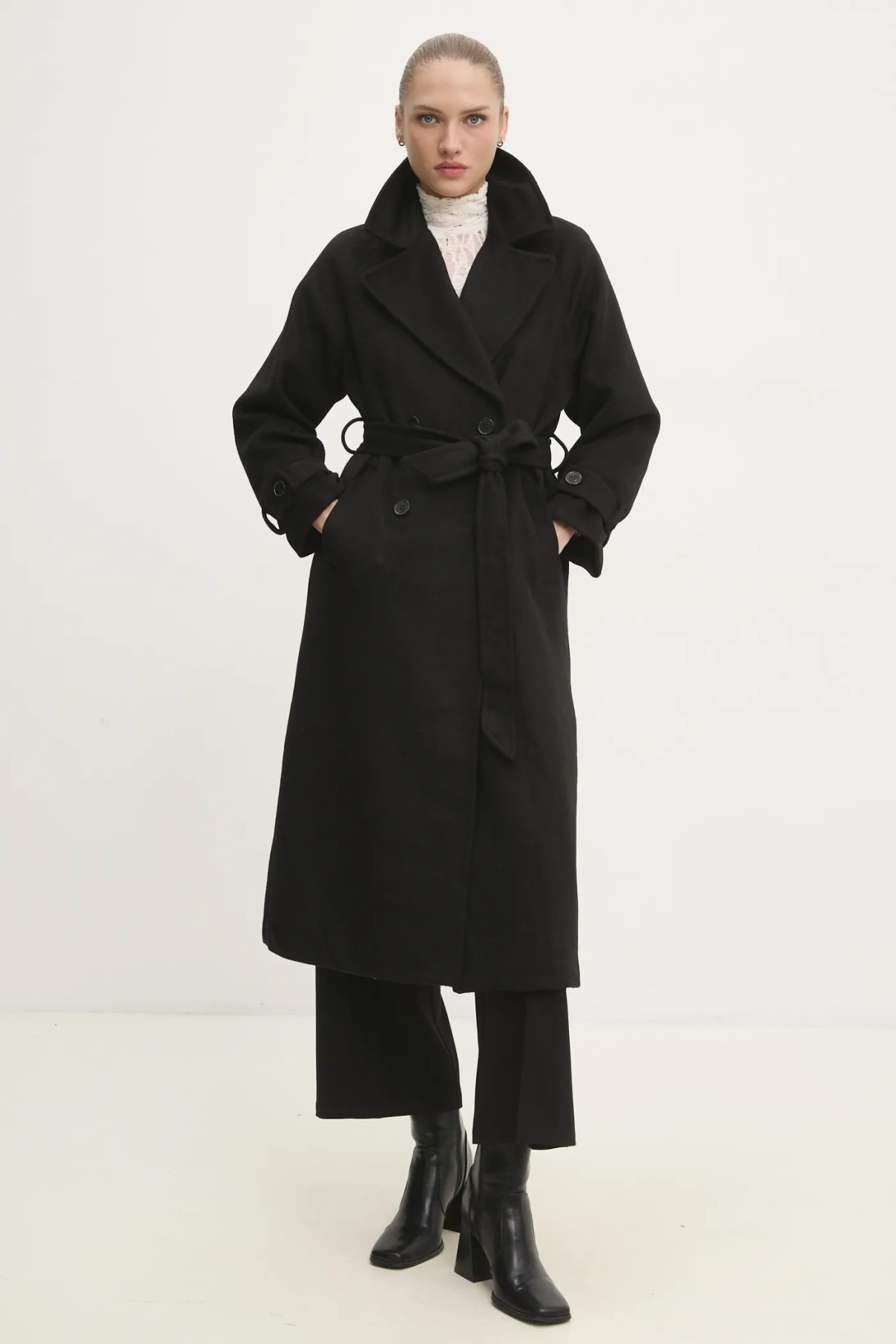 

Шерстяное плащ Answear Lab, черный