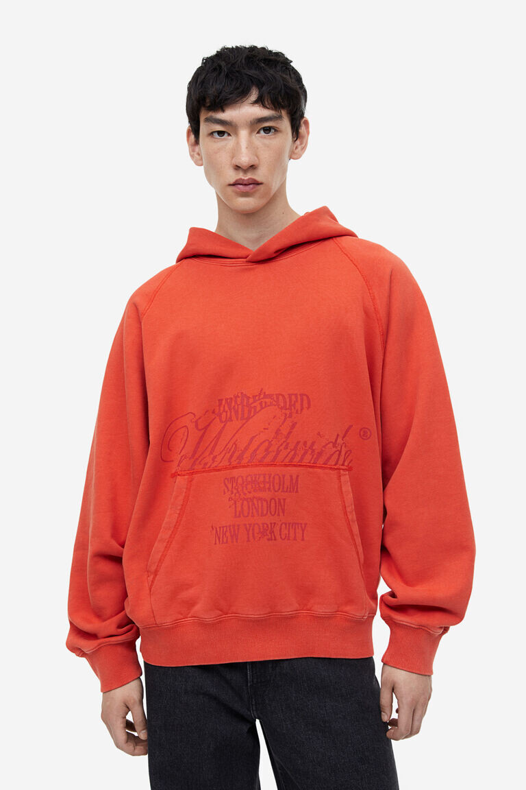 

Толстовка оверсайз с принтом H&M, красный