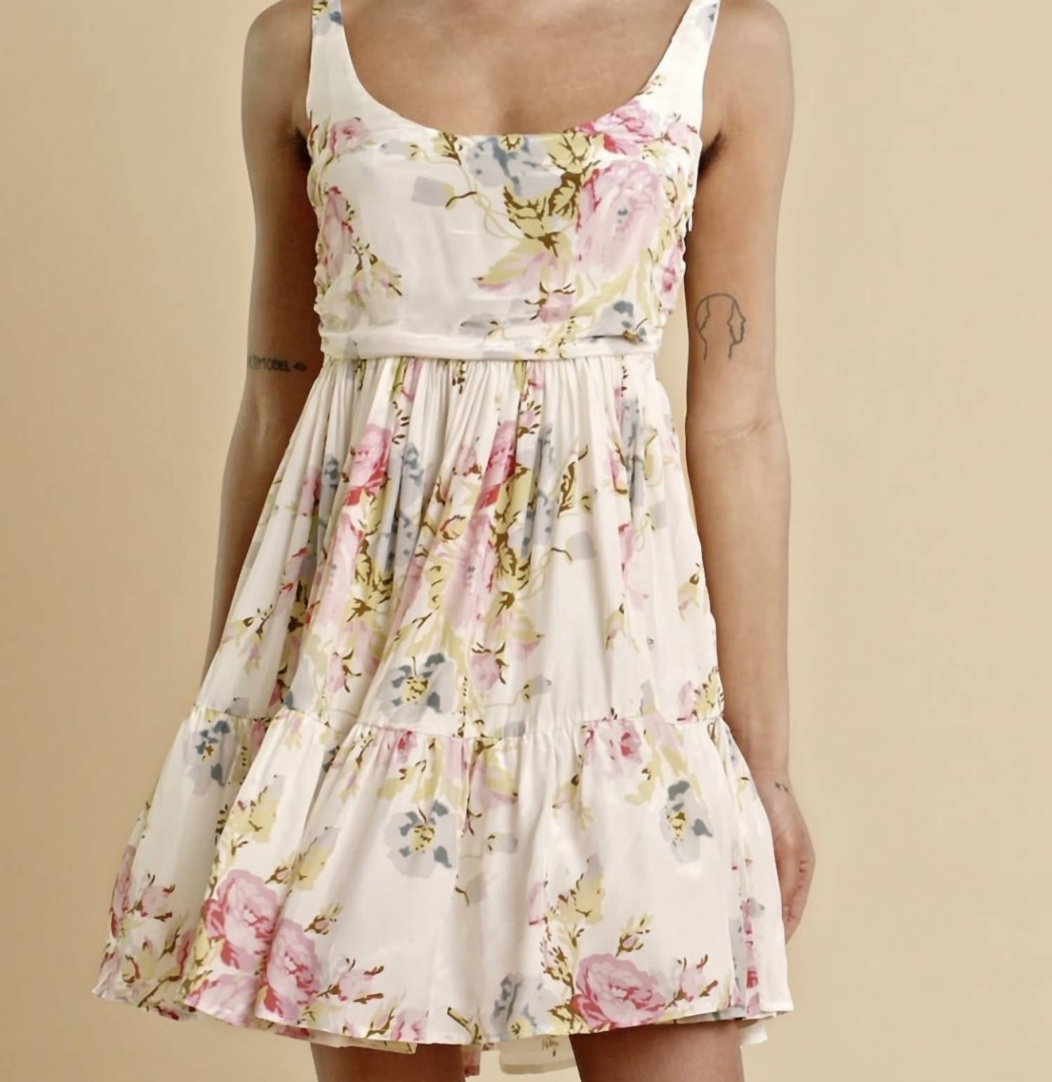 

Сатиновое мини-платье с тонкими бретелями в винтажном стиле ByTiMo, Antique