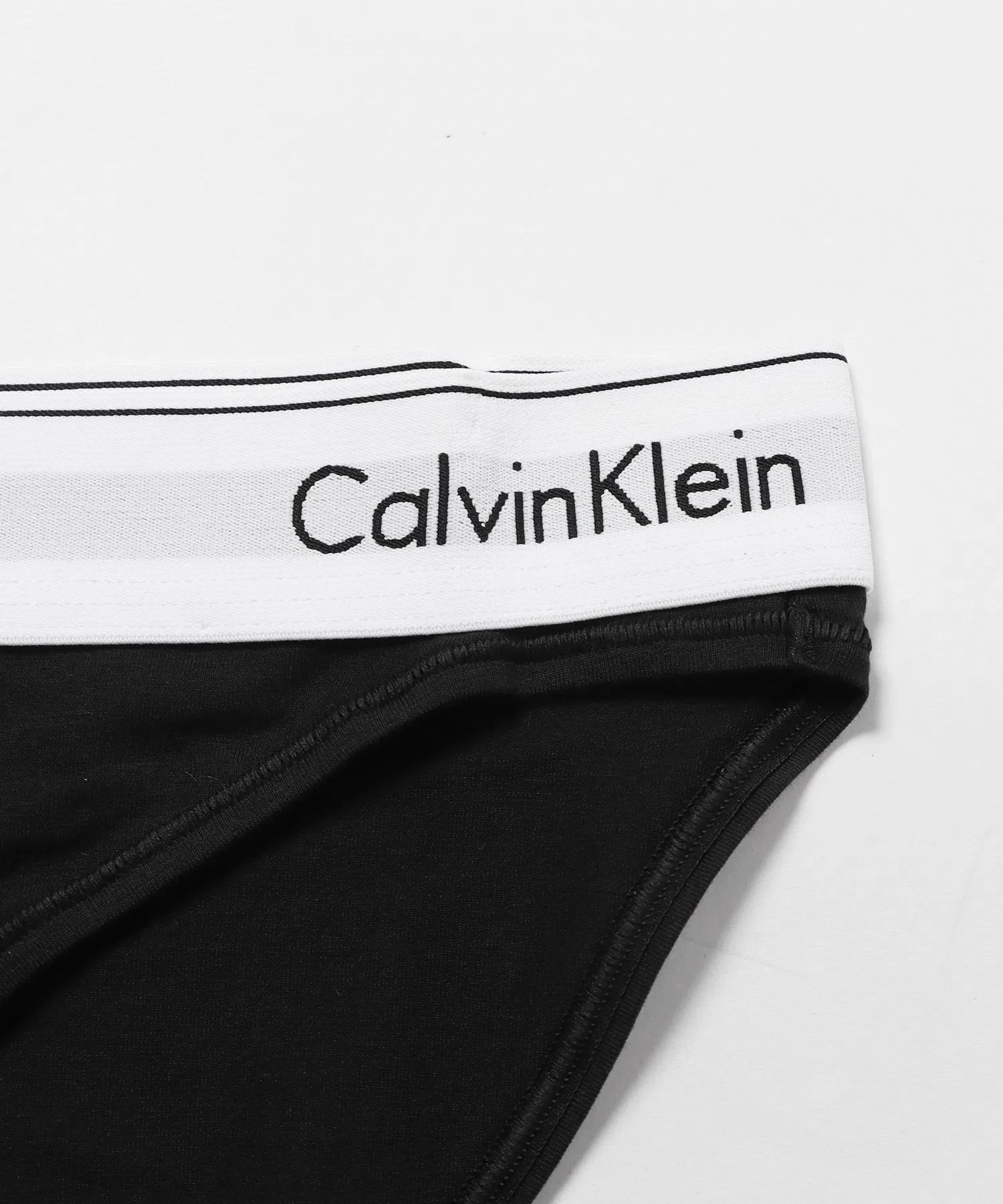 Современные хлопковые бикини-шорты Calvin Klein — фото 2