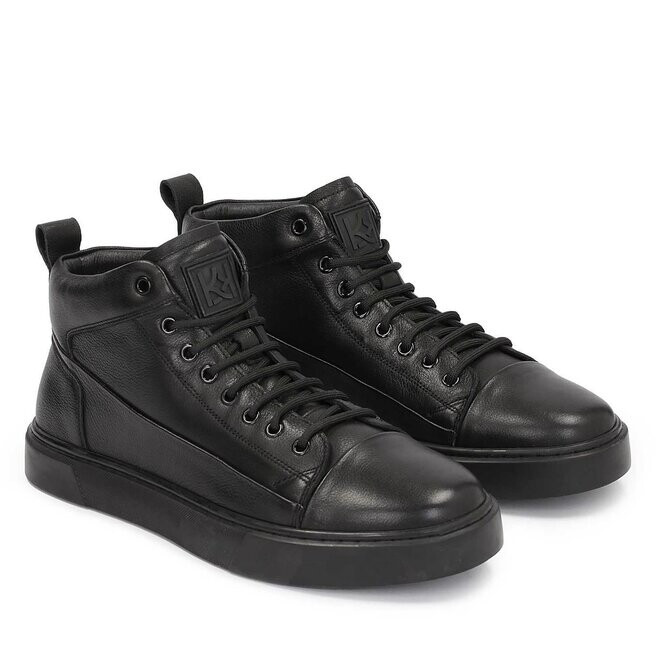 

Кроссовки Kazar Truxton, черный