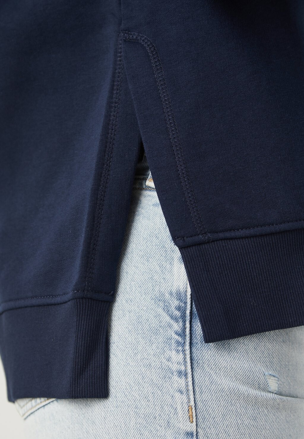 

Худи Linear Hoodie Tommy Hilfiger, тёмно-синий