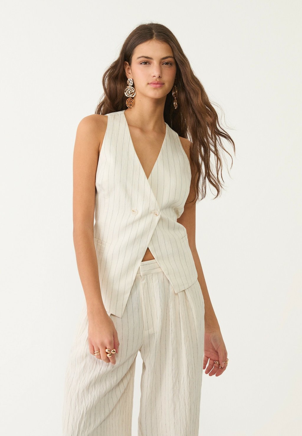 

Жилет STRIPED ASYMMETRIC Stradivarius, белый