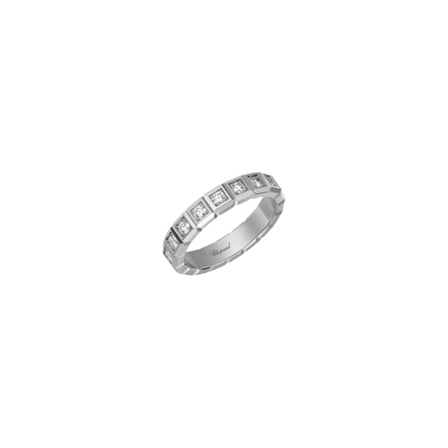 

Кольцо ice cube из белого золота с бриллиантовым паве Chopard
