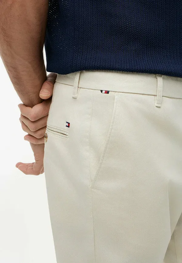 Брюки-карго принтованные Tommy Hilfiger Bleecker, цвет бежевый — фото 4