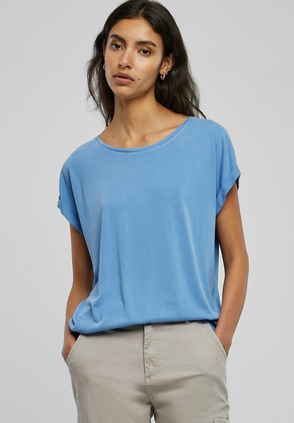 

Базовая футболка Extended Shoulder Urban Classics, горизонт синий