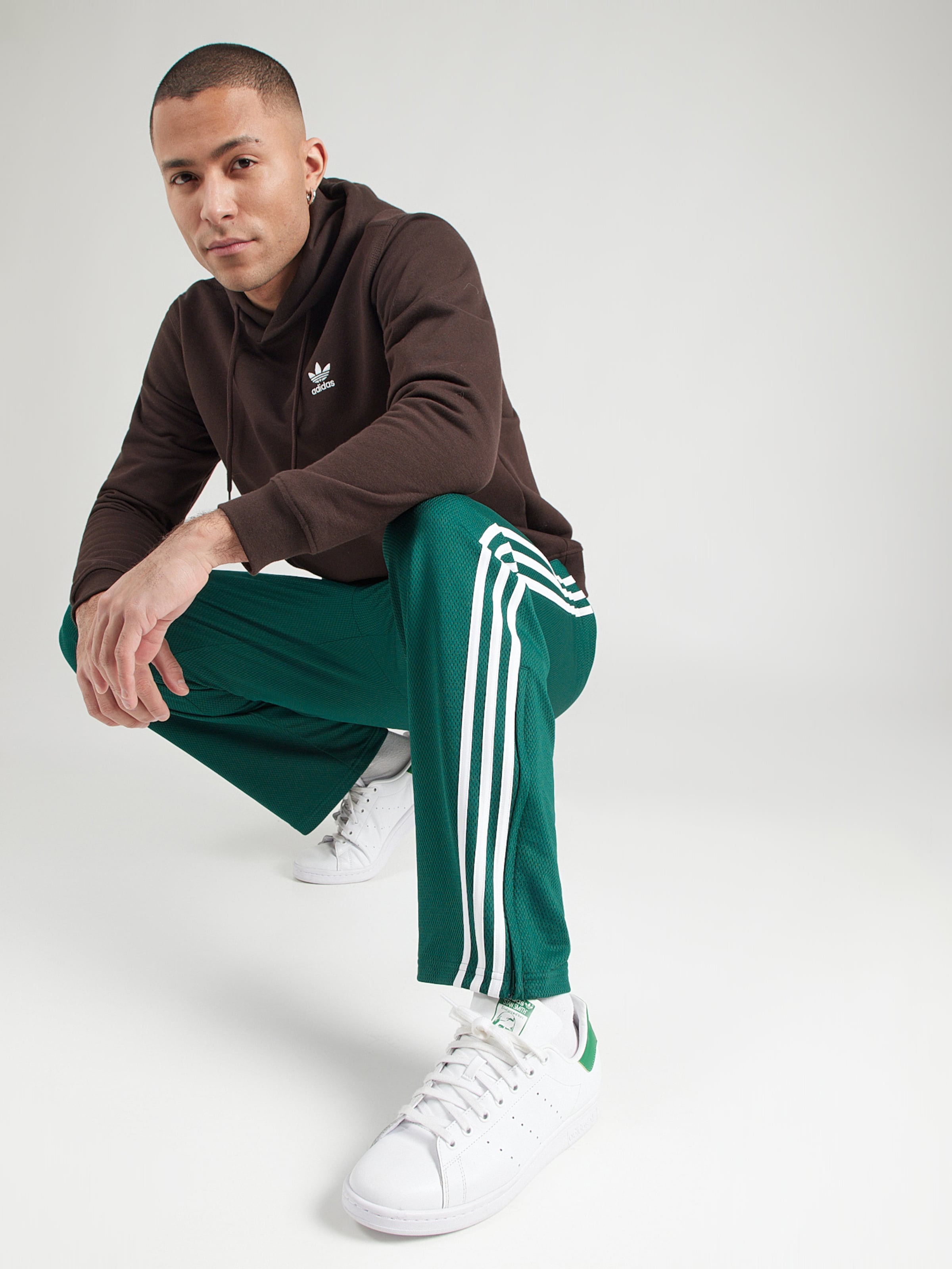 Adidas Originals Штаны Regular 'FIREBIRD' в зеленом цвете — фото 4
