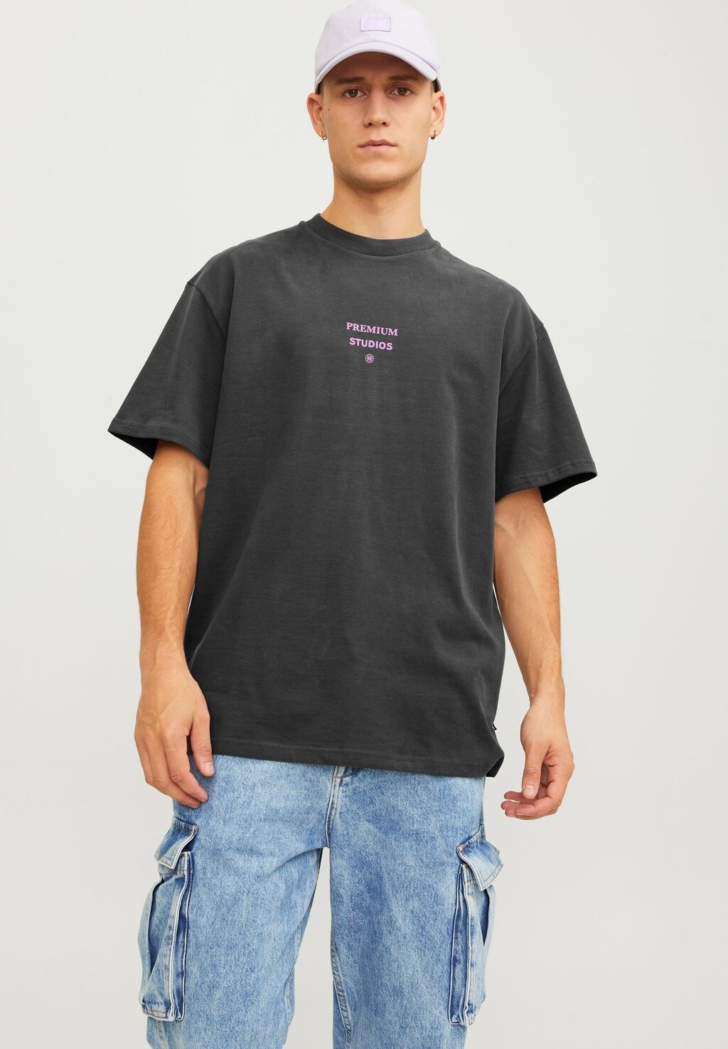 

Футболка с принтом JPRBLAHARVEY INFO TEE CREW NECK UNISEX Jack & Jones, серый