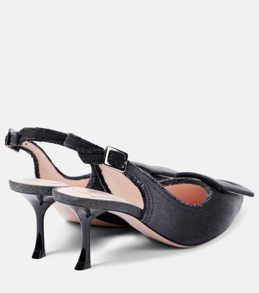 Джинсовые туфли с бахромой и открытой пяткой Roger Vivier, Nero — фото 3
