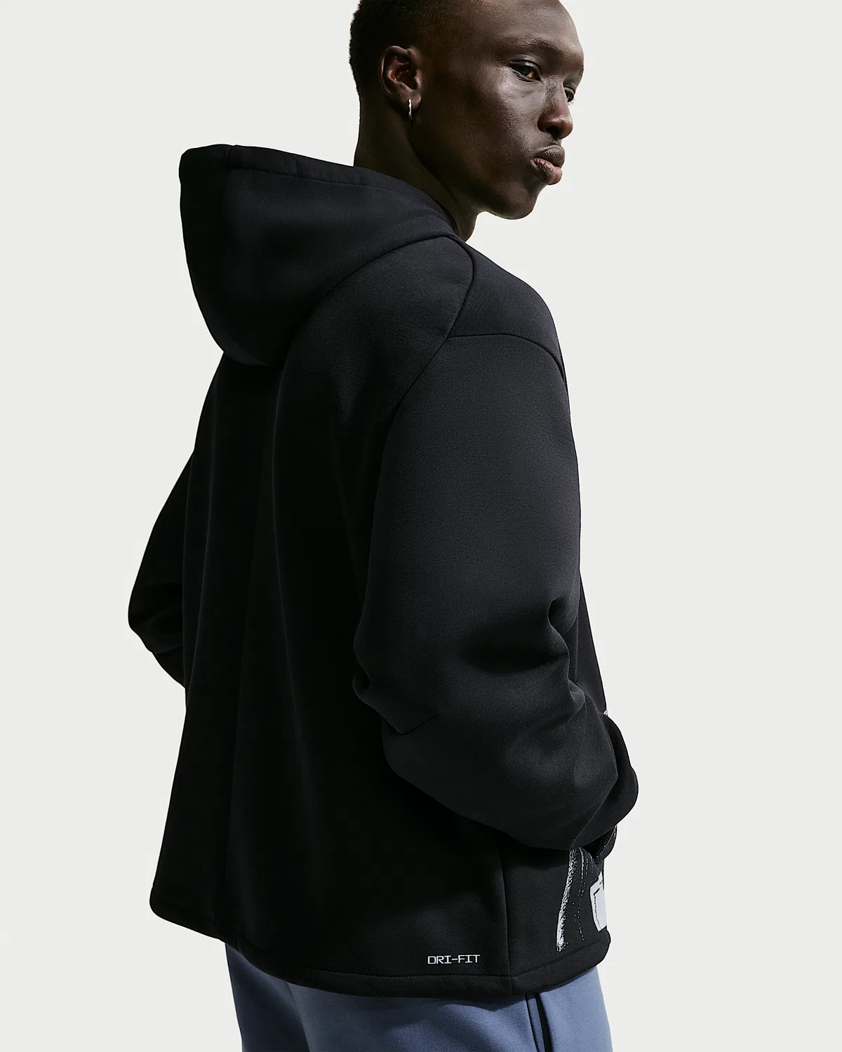 Мужская баскетбольная худи-пуловер Kobe из флиса Dri-FIT, Black/White — фото 2