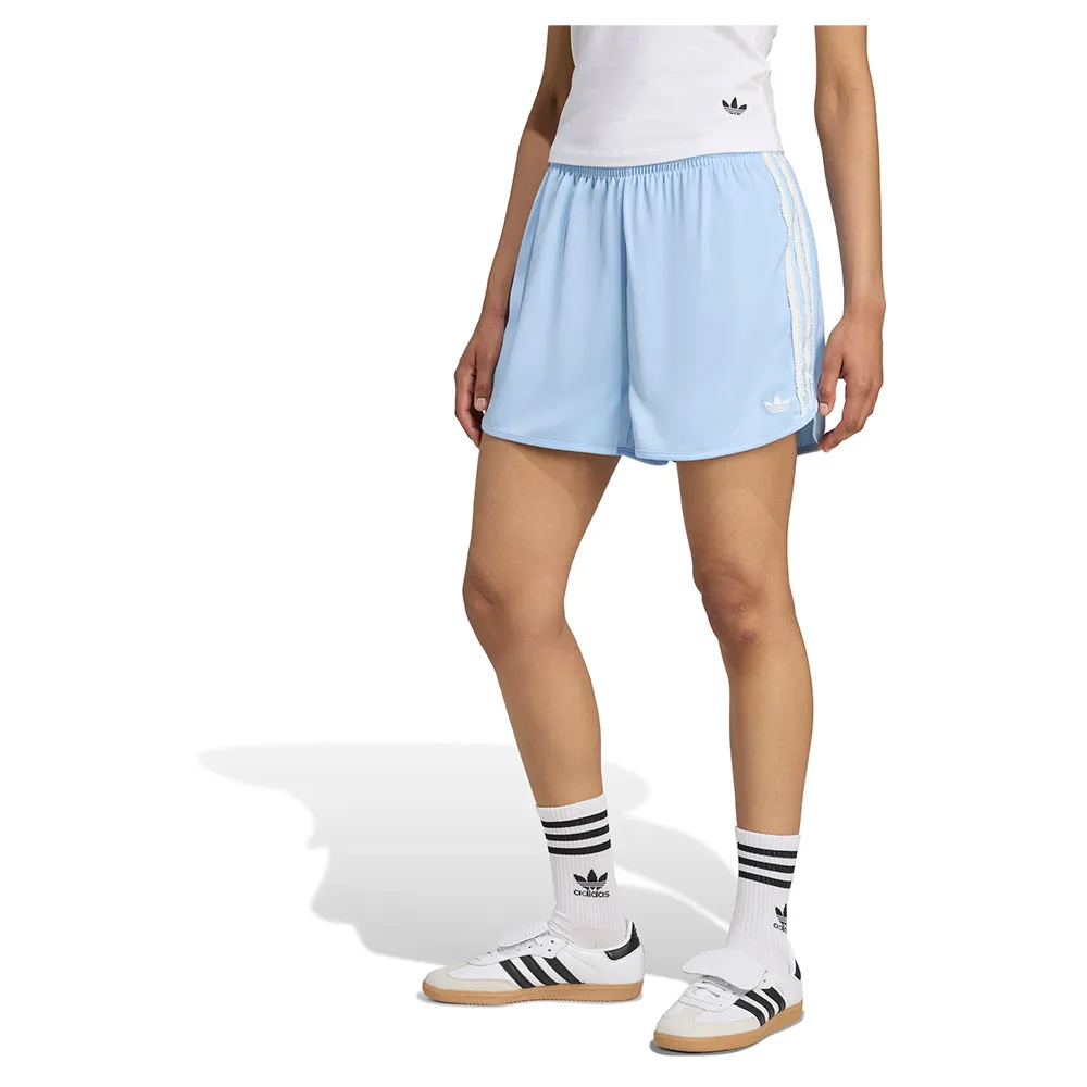 

Шорты adidas Originals Satin Ruffle 3 Stripes, синий