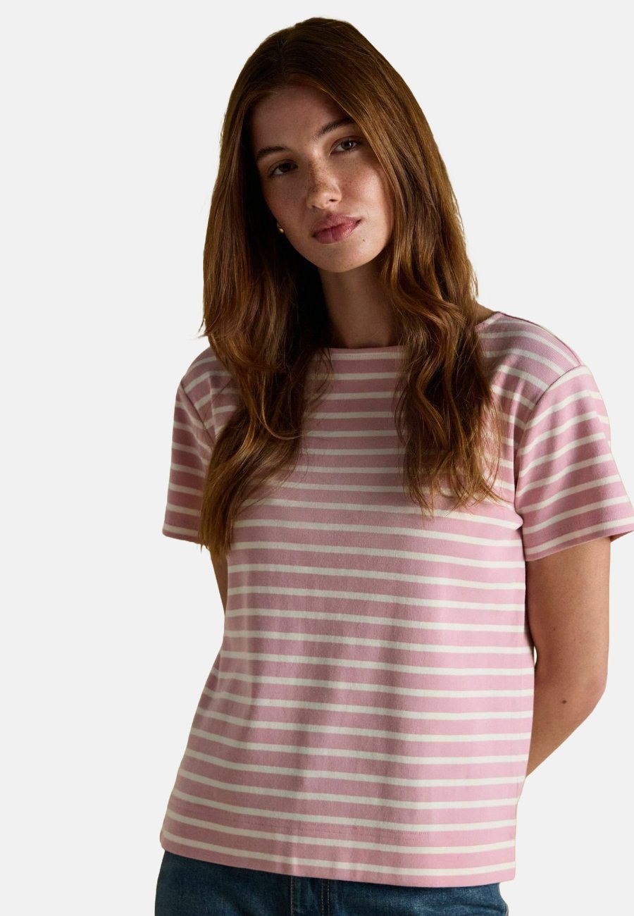 

Футболка Tom Joule HARBOUR SHORT SLEEVE BOAT NECK BRETON , Pink Cream/Pink