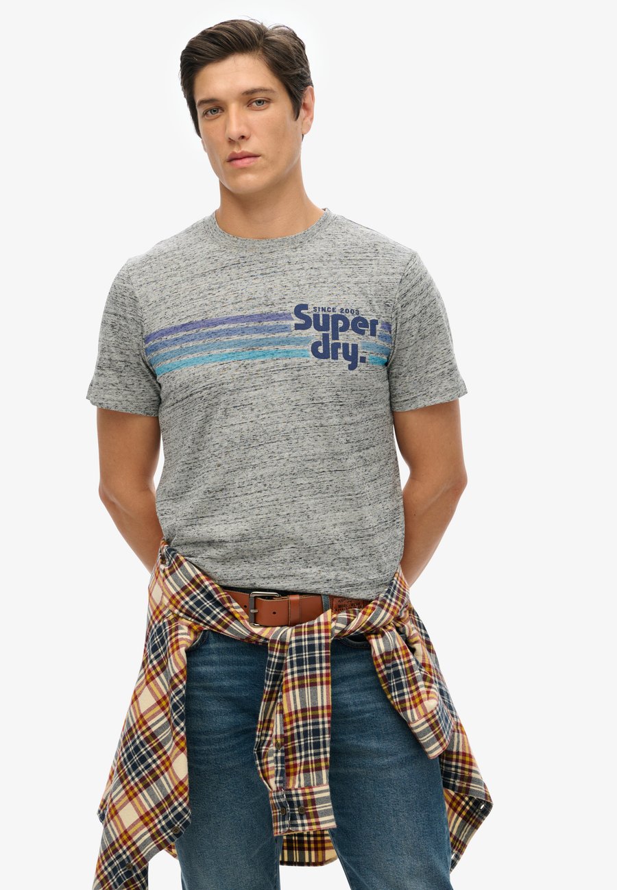 

Футболка Superdry & Co TERRAIN STRIPED, Flint Grey Grit/Light Grey