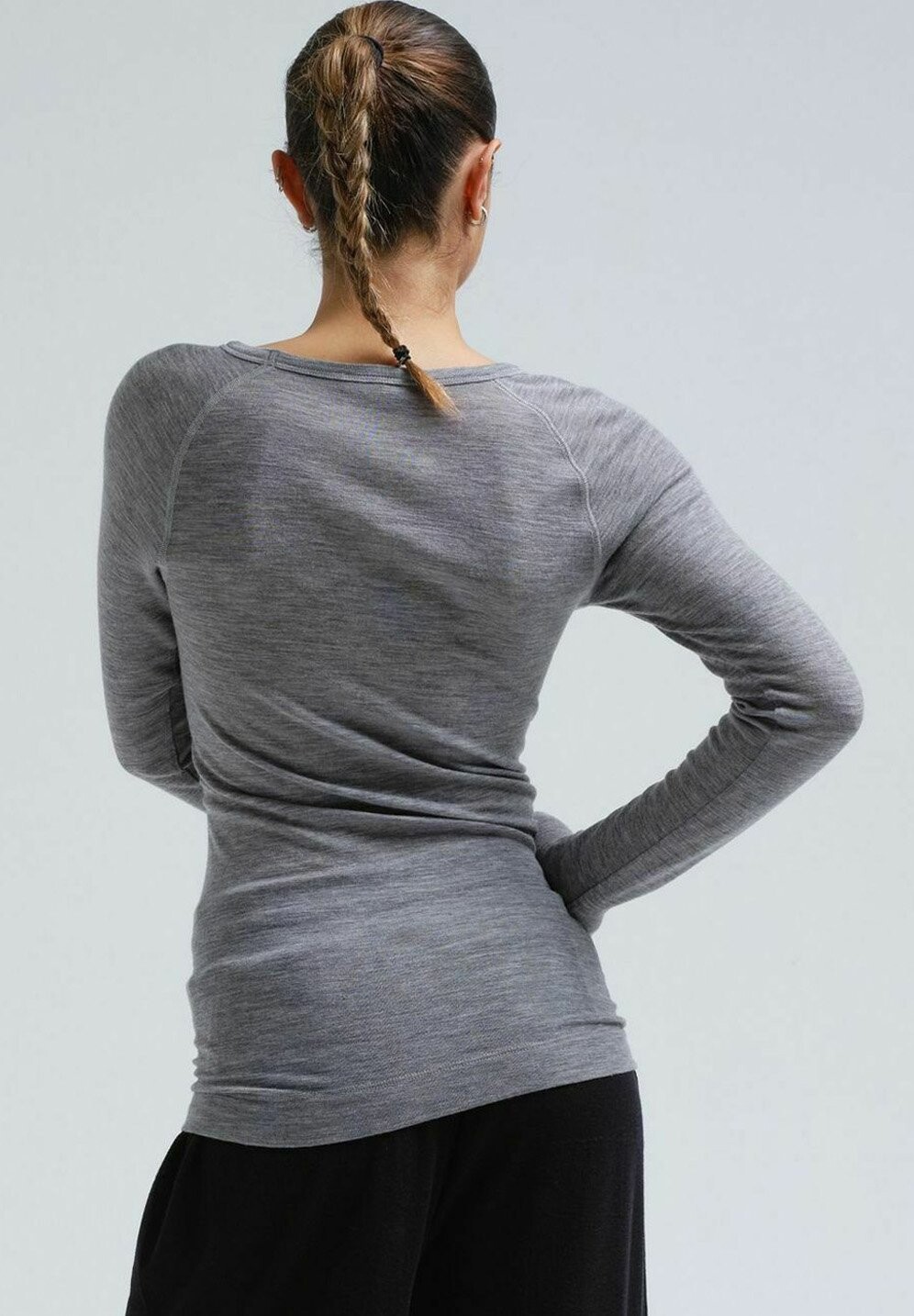 

Топ с длинными рукавами JADE Merino Seamless Basic, серый