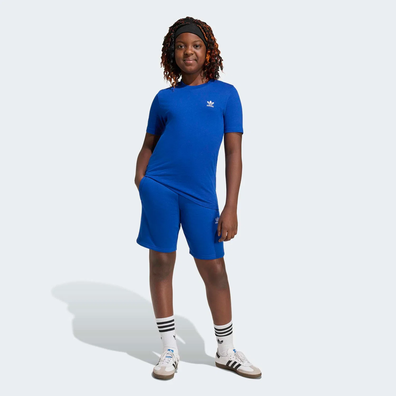 Футболка Adidas Originals Trefoil Essentials темно-синего цвета — фото 4