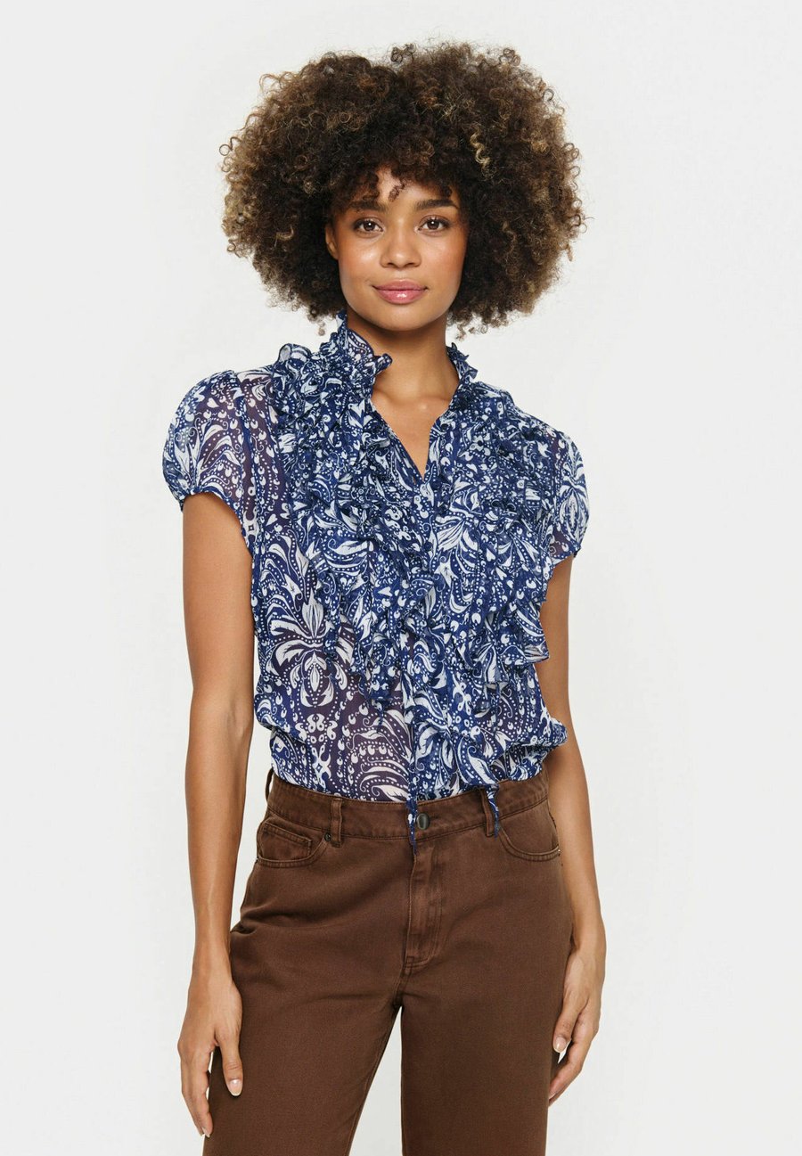 

Блуза Saint Tropez LILJASZ CRINKLE SS SHIRT, Midnight Sail Paisley/Blue