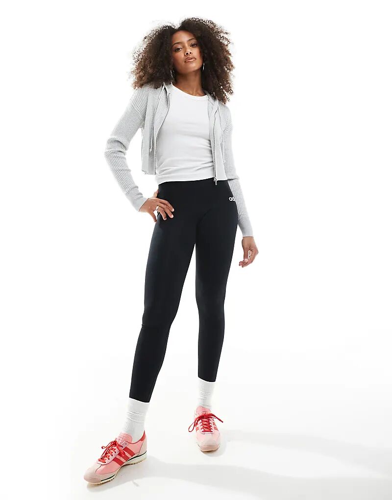 

Леггинсы adidas Essentials linear cotton в черном и белом цвете Adidas Performance