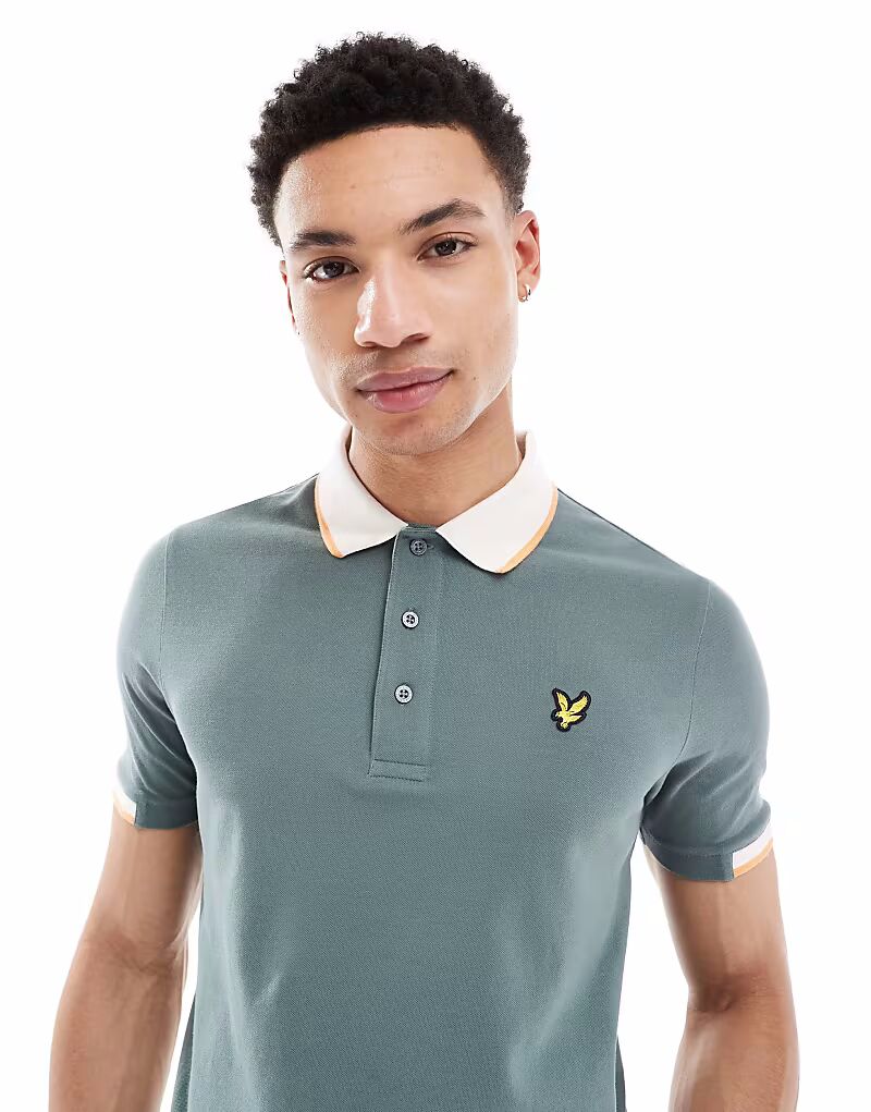 

Рубашка-поло Lyle & Scott Ss с полукруглым кантом в цвете x583 зеленый ртутный