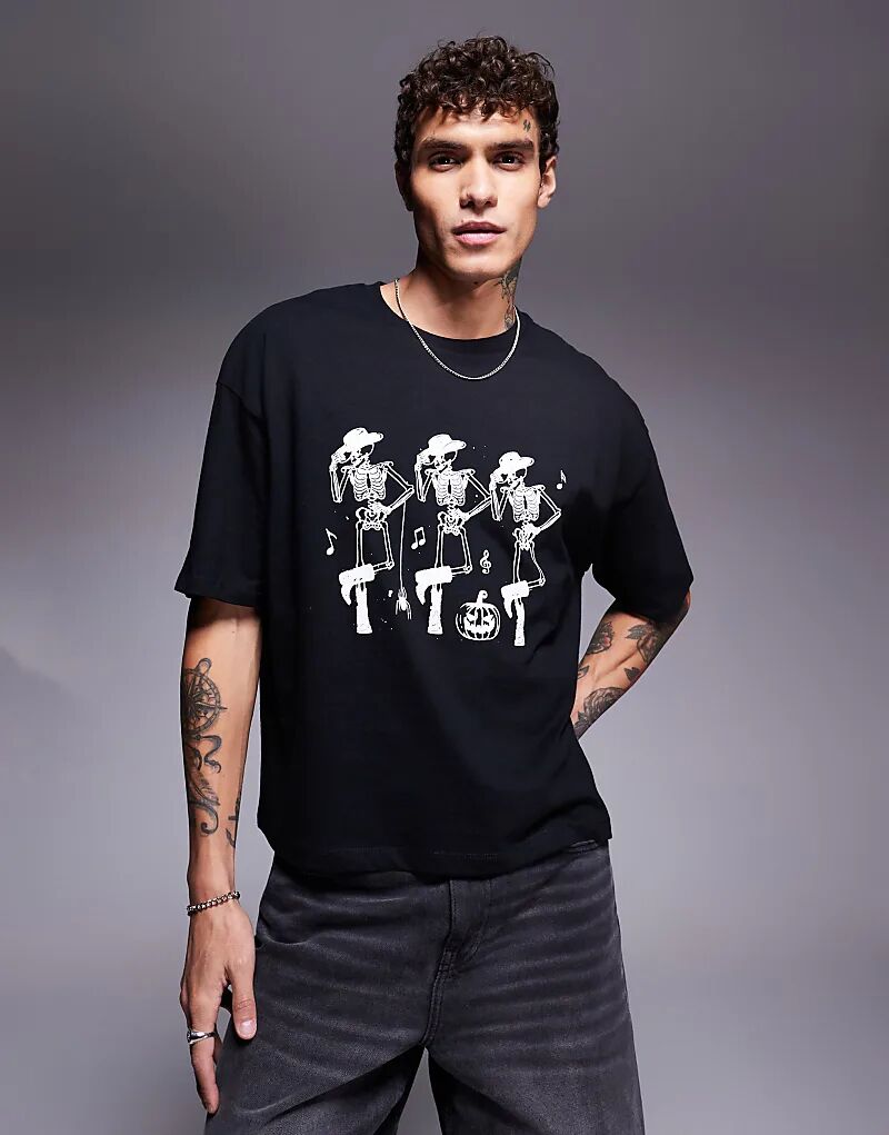 

Футболка свободного кроя ASOS DESIGN черного цвета с принтом Хэллоуина спереди