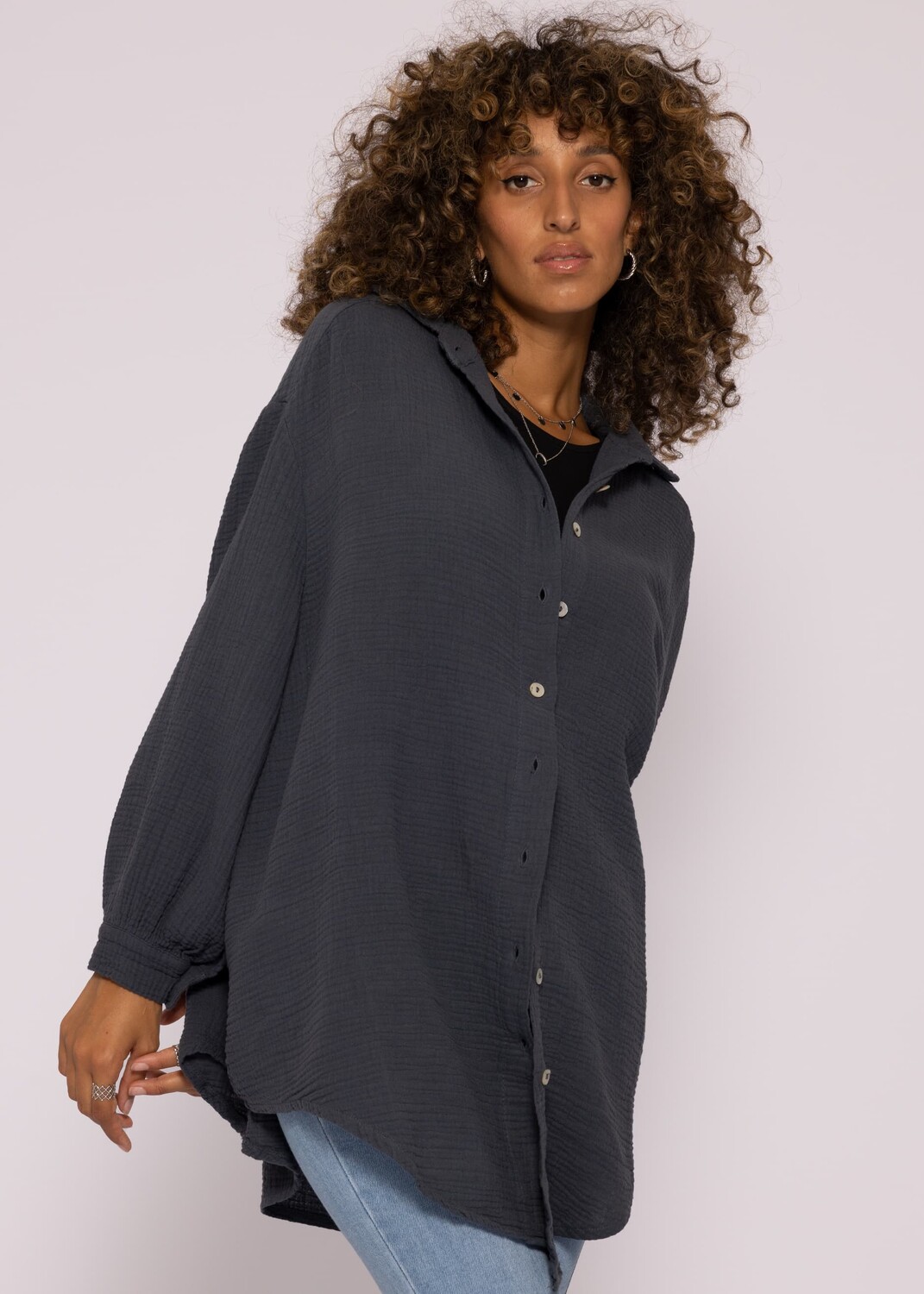 

Блуза SASSYCLASSY Ultra Oversize Musselin nhemd lange Variante, темно-серый