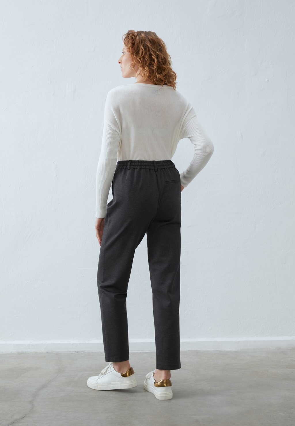 

Спортивные брюки Anna Field, цвет Mottled Dark Grey