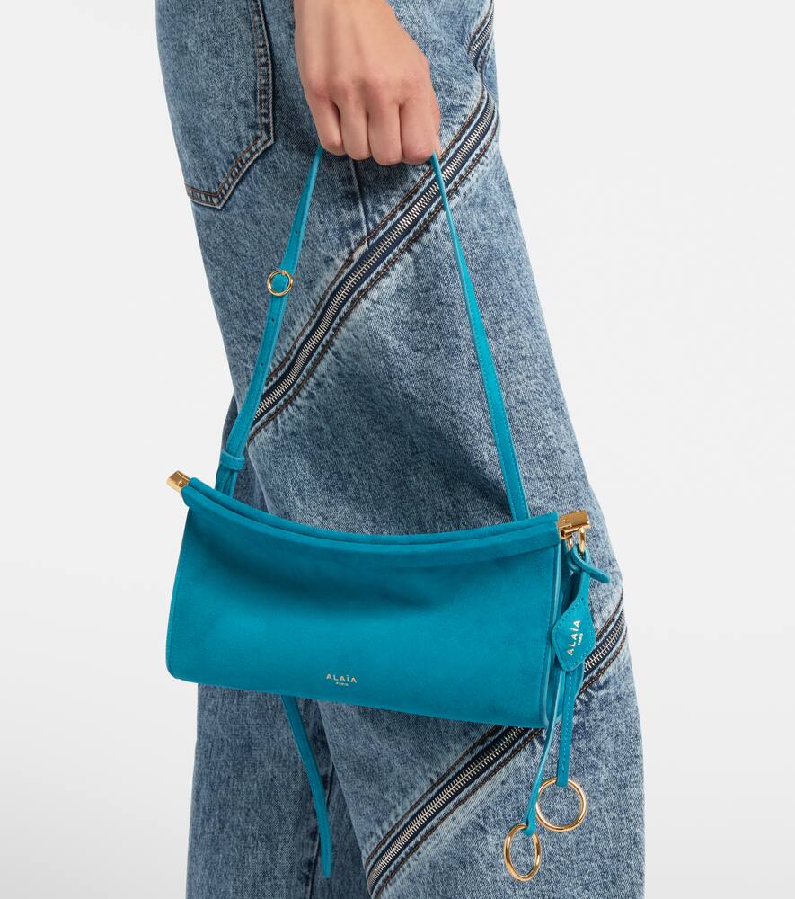 Маленькая замшевая сумка через плечо Le Click Alaïa, Turquoise — фото 2