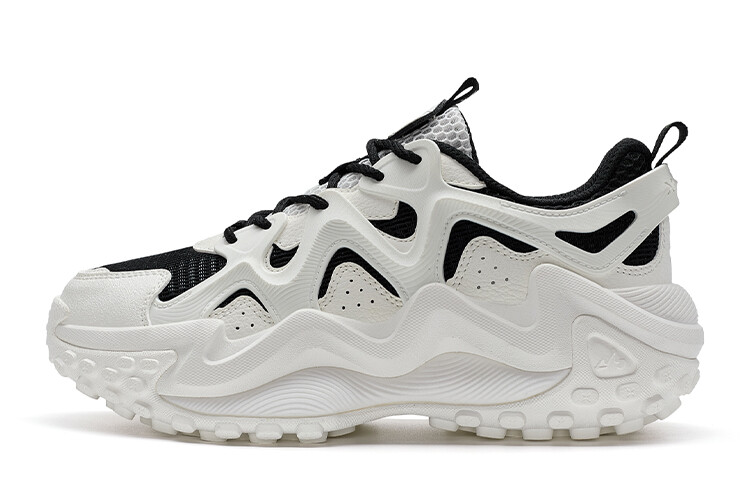 

Кроссовки XTEP Shanhai Collection Lifestyle Shoes Women's Low-top White/Black, белый/черный