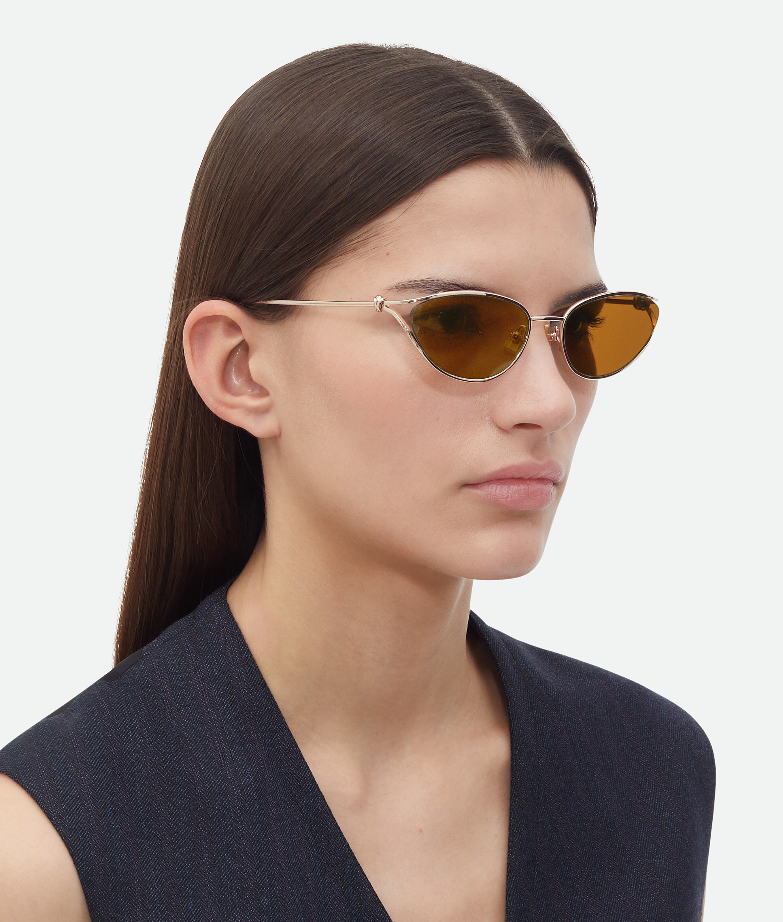 Солнцезащитные очки «кошачий глаз» Knot Bottega Veneta, коричневый/золотой — фото 2