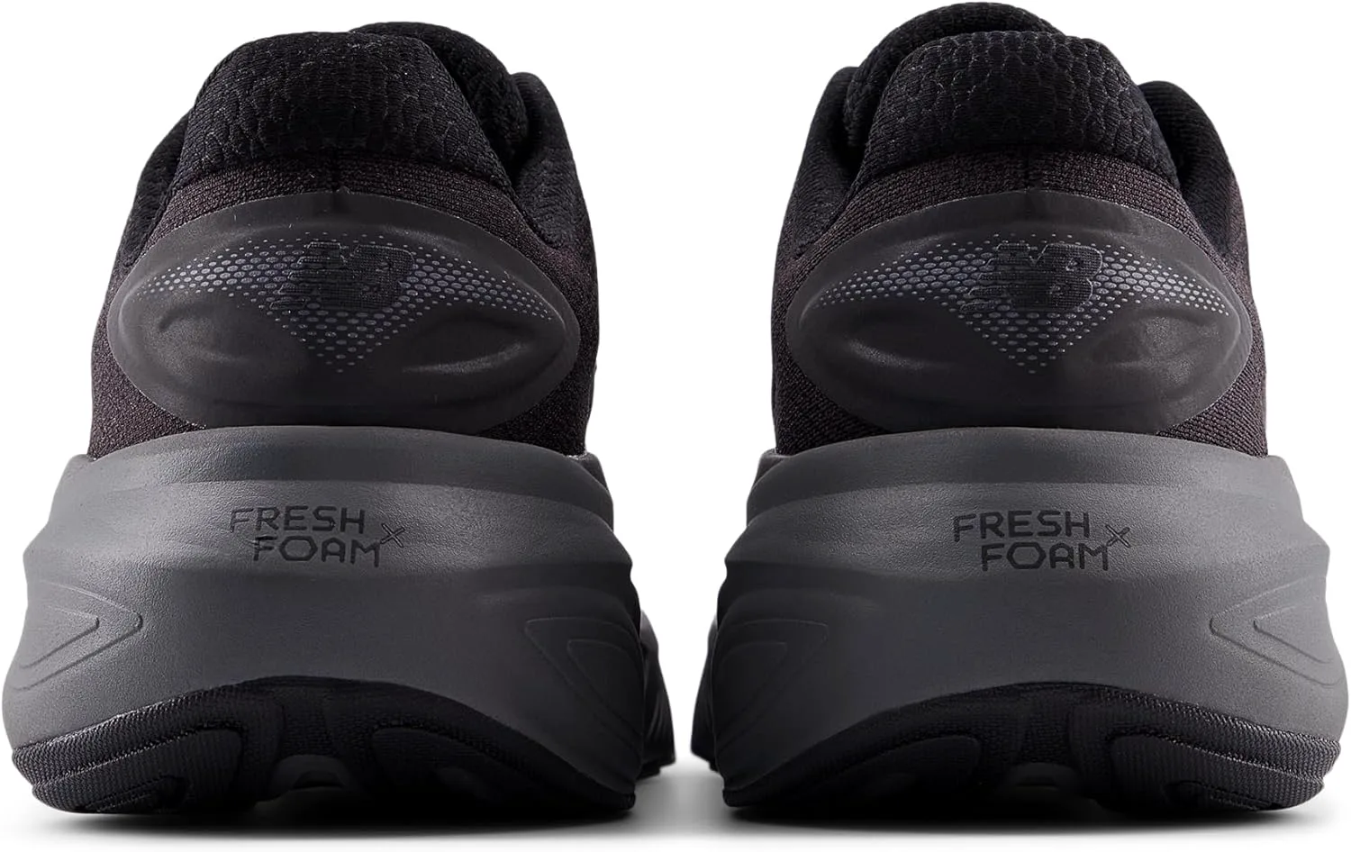 Мужские кроссовки для бега New Balance Fresh Foam X More V6, черный/металлик — фото 4