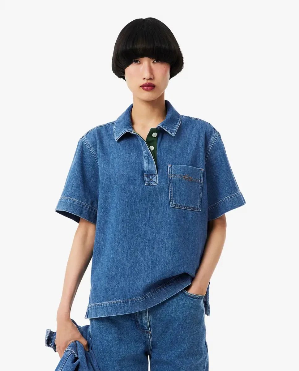 Женская рубашка оверсайз Lacoste, из легкого денима с короткими рукавами, светло-голубая — фото 2