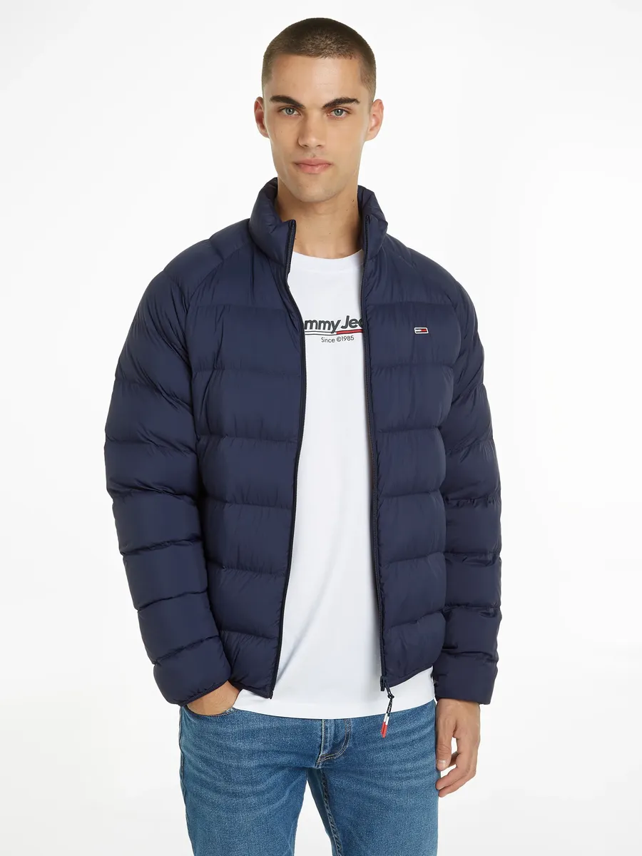 

Пуховик Tommy Jeans "TJM LIGHT DOWN JACKET" с вышивкой логотипа, цвет Twilight Navy