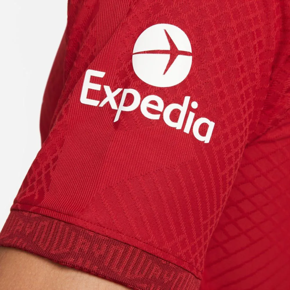 Футболка с коротким рукавом Nike FC Liverpool 22/23 Dri Fit Advantage home, красный — фото 4