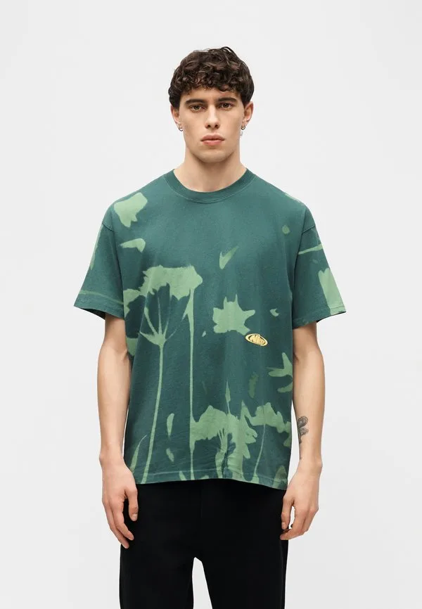 Футболка с цветочным принтом Nike Sportswear, Mineral Slate/Steam — фото 4