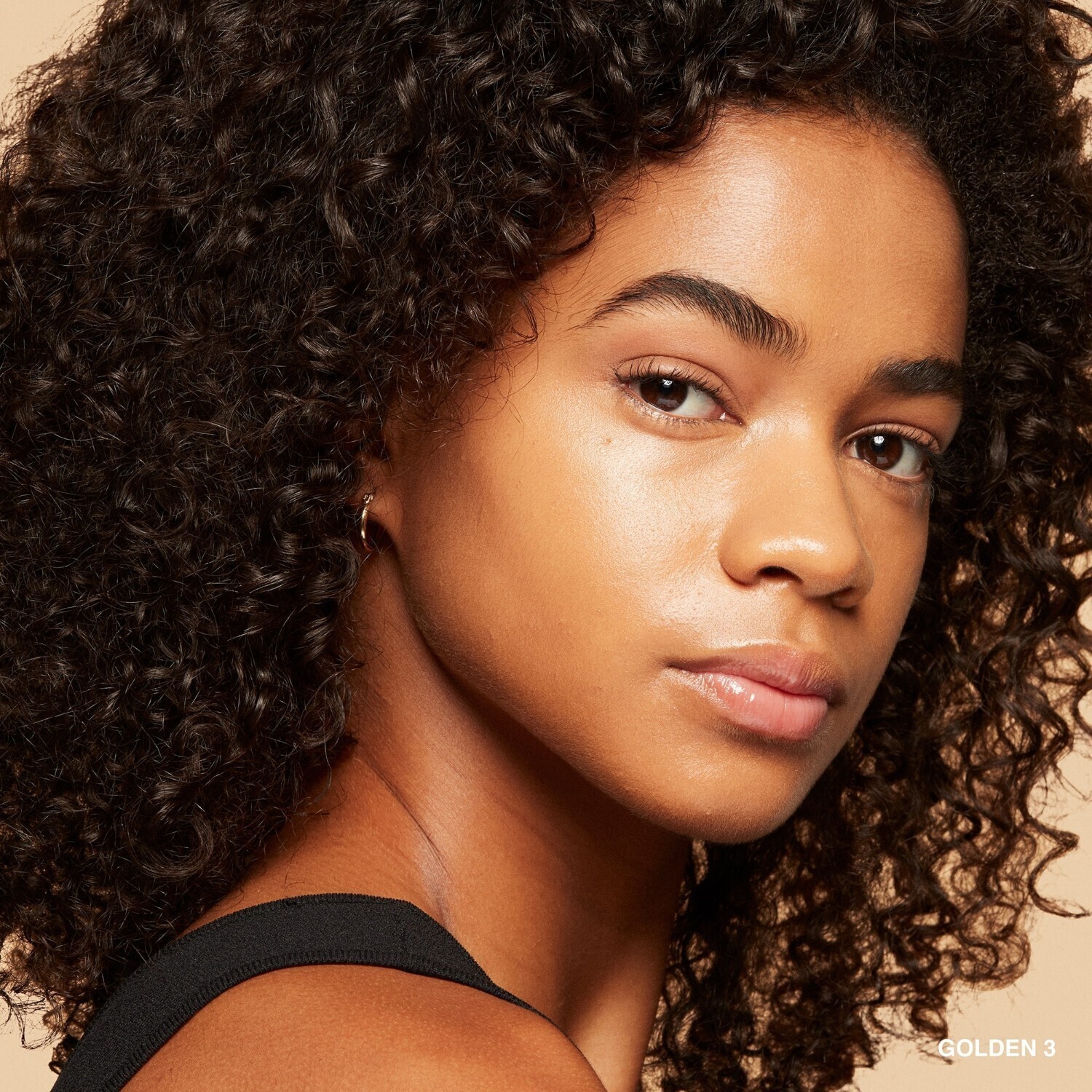 Корректор vitamin enriched skin tint Bobbi Brown, 3 - golden, объем 50 мл — фото 3