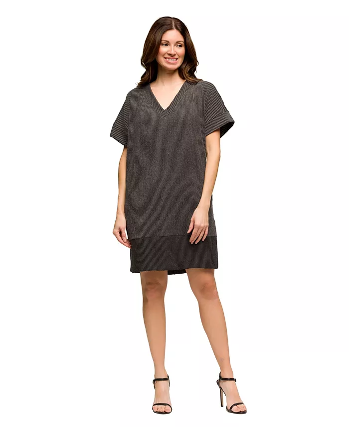 

Женское платье-футболка свободного кроя с V-образным вырезом и короткими рукавами, карманами 24seven Comfort Apparel, черный