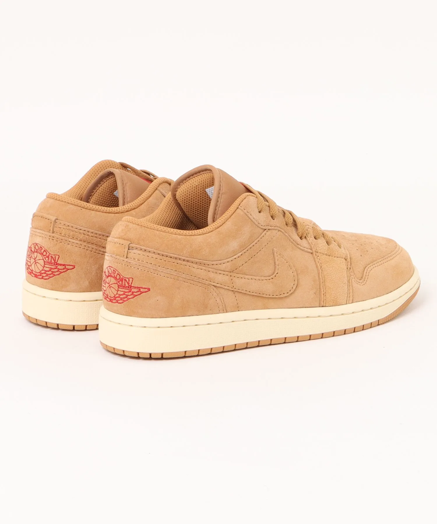 Мужские кроссовки из натуральной кожи и замши Air Jordan 1 Low SE бежевые — фото 2