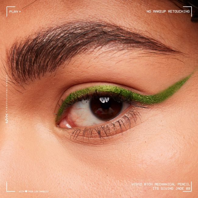 Яркий насыщенный механический карандаш для глаз NYX Professional Makeup, цвет it's giving jade, 0,28 гр — фото 3