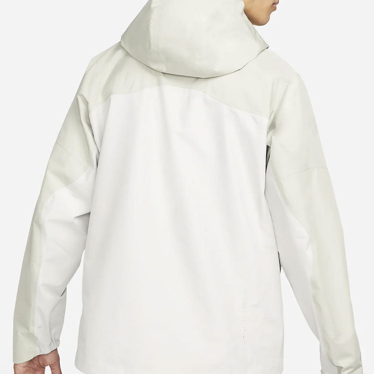 Куртка Nike ACG Chain of Craters Storm-Fit Jacket 'Light Stone' DB3559-145, белый — фото 3