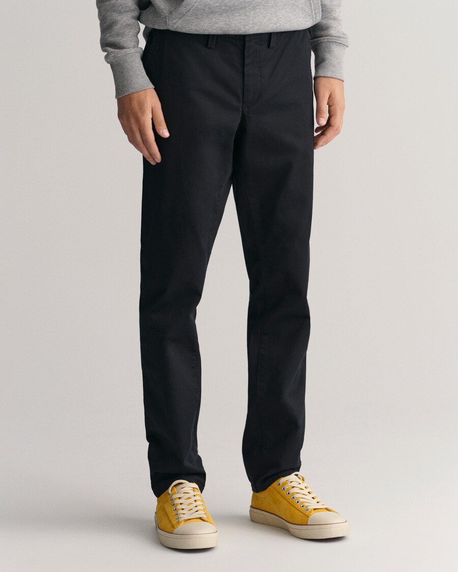 

Брюки чинос GANT Slim fit Chino Pants, черный