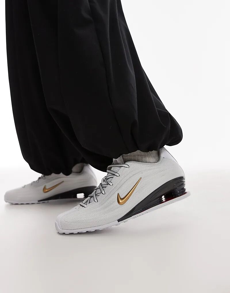 Кроссовки Nike Shox Z белого и золотого цветов — фото 3