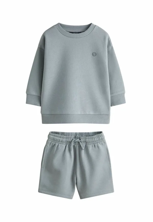 Однотонный спортивный костюм с круглым вырезом и однотонной отделкой. Next, Grey