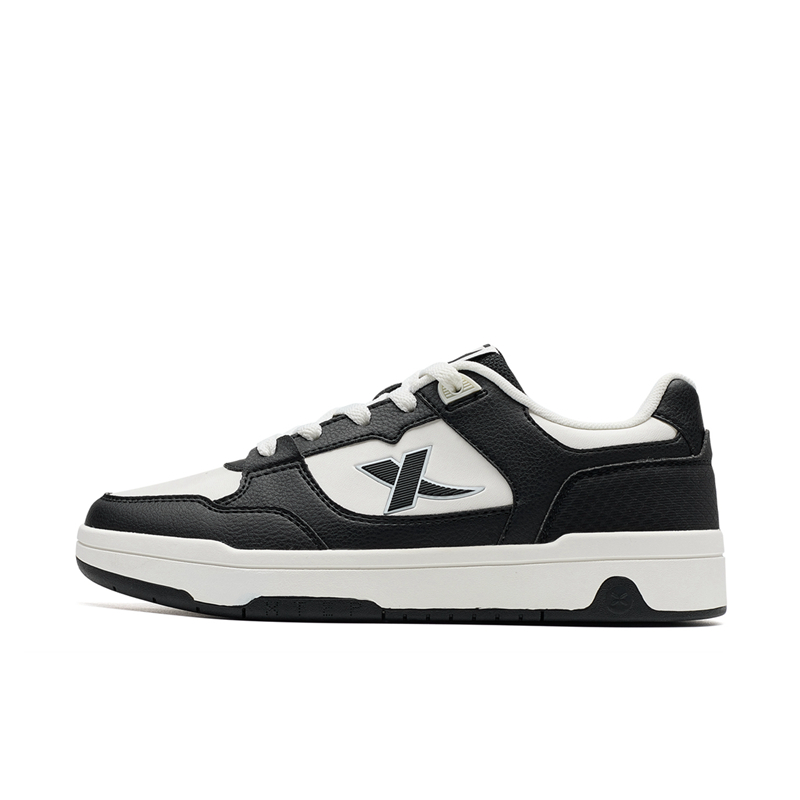 

Кроссовки XTEP Skateboard Shoes Women's Low-Top Black/Sail White, Черный, Кроссовки XTEP Skateboard Shoes Women's Low-Top Black/Sail White