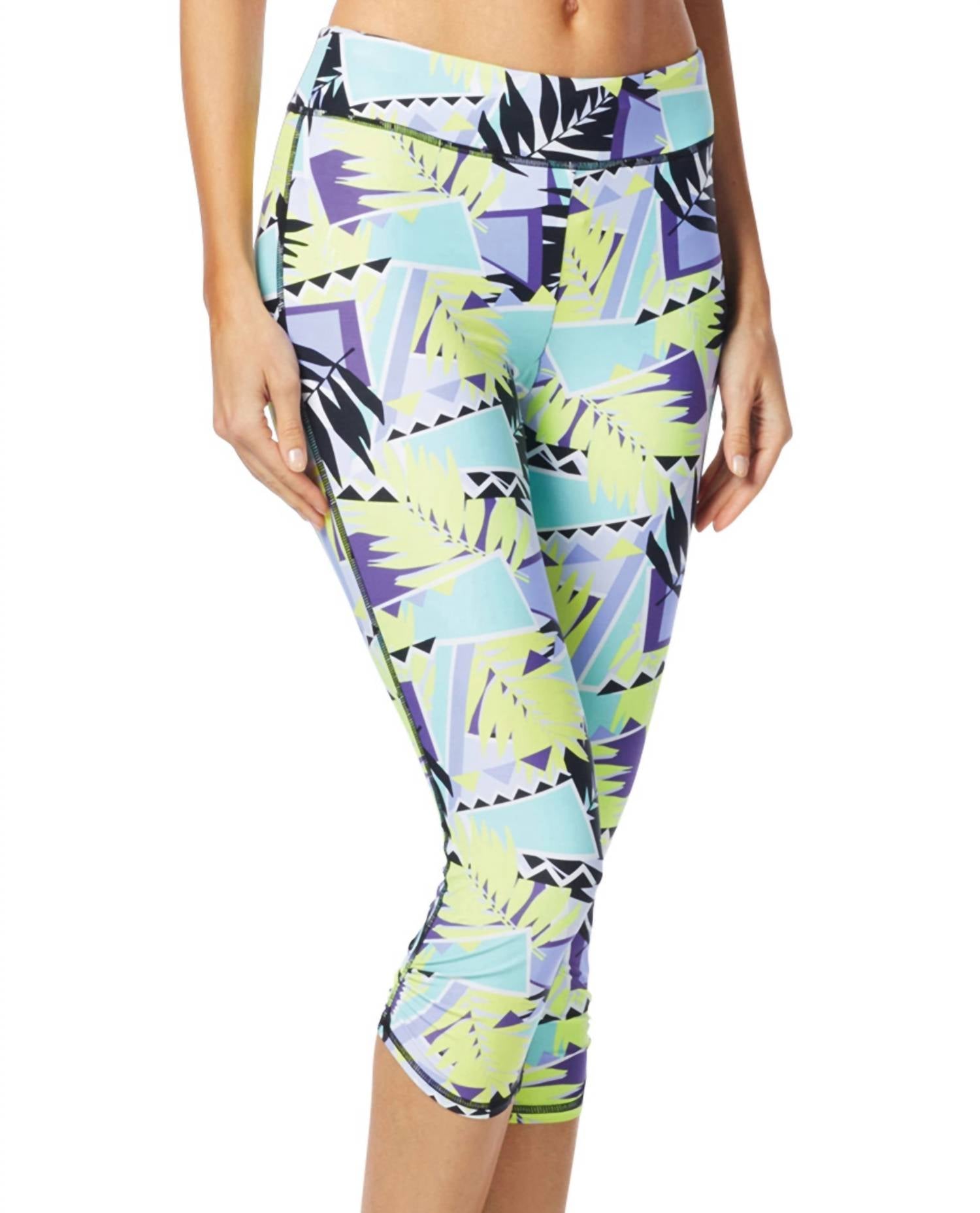 

Женские леггинсы Cobra Capri в стиле Abstract Warrior BH Sport