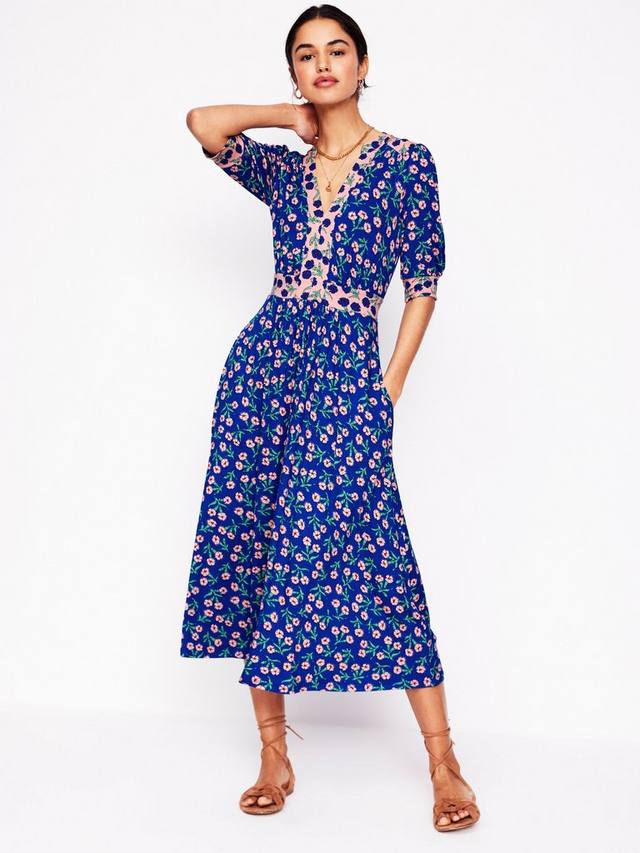 

Чайное платье миди из джерси с цветочным рисунком лилии Boden, цвет Blue/Pink/Multi
