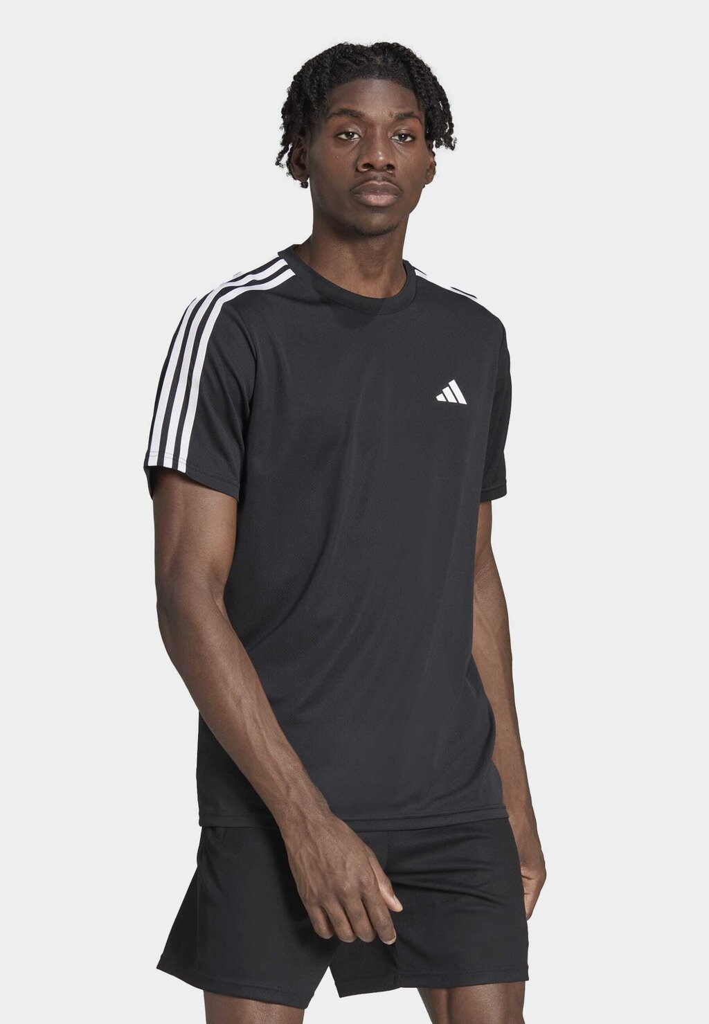 

Футболка Adidas TR-ES BASE, цвет Black/White, Серый, Футболка Adidas TR-ES BASE, цвет Black/White