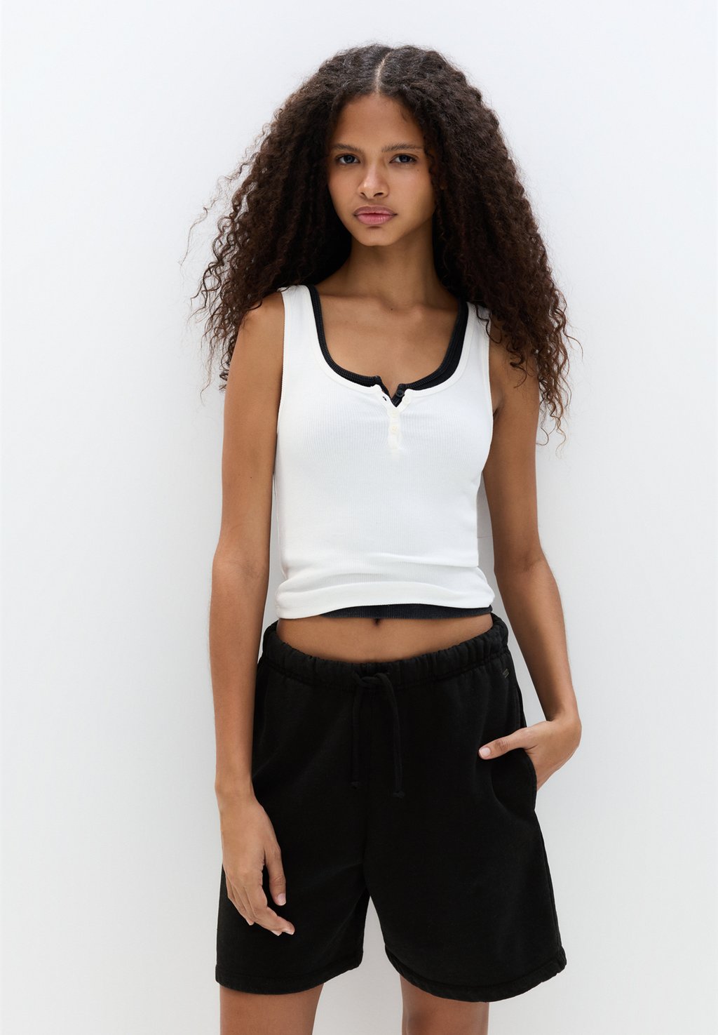 

Шорты PACIFIC JOGGER - BERMUDA - Tracksuit bottoms PULL&BEAR, черный