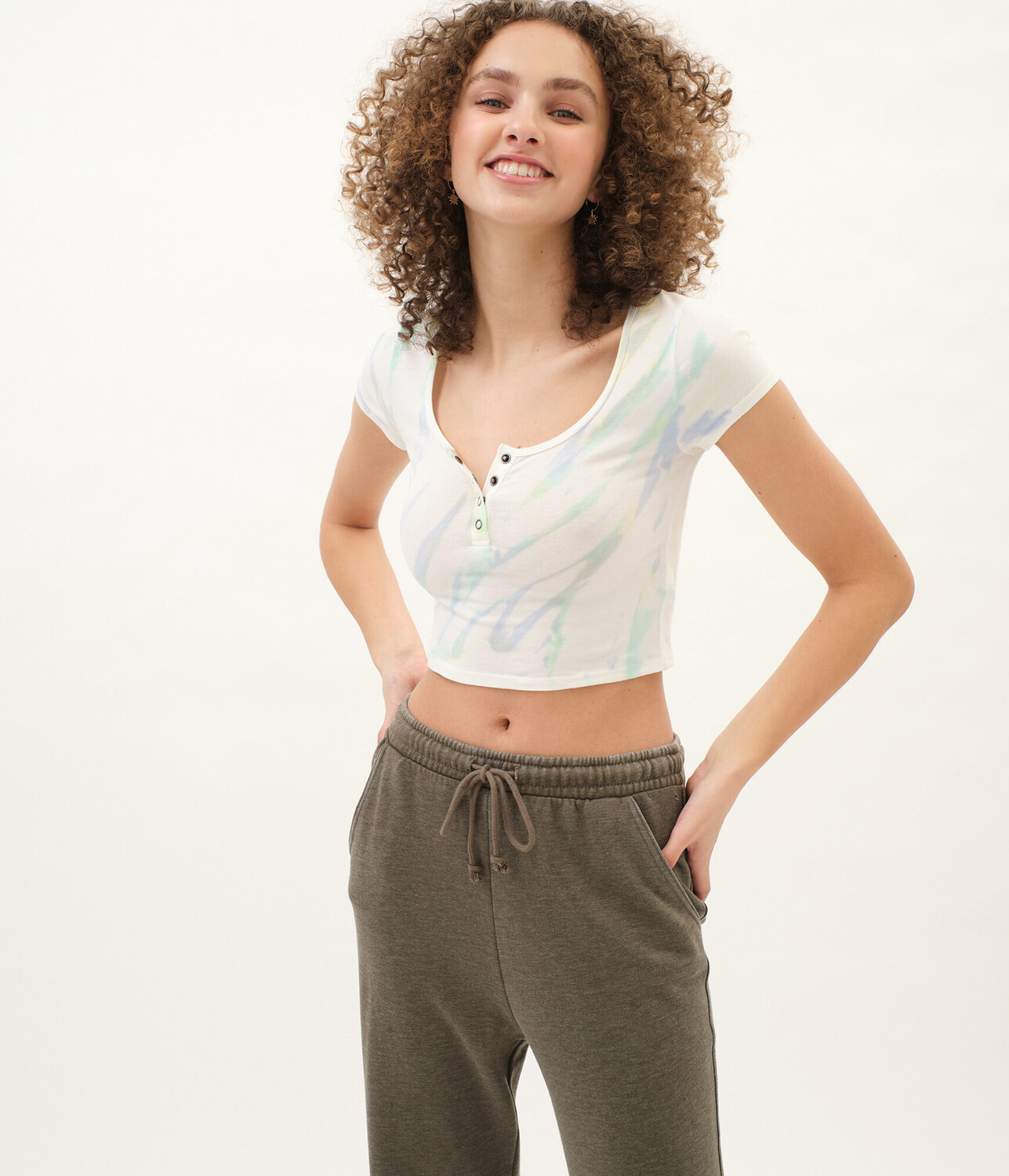 

Укороченная футболка Henley с кнопками Tie-Dye Aeropostale, синий